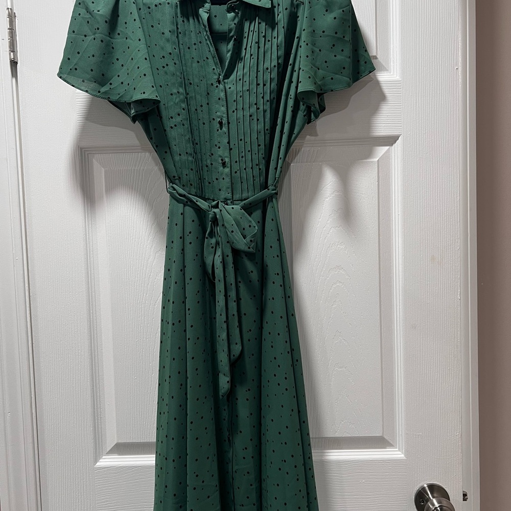 Elegant Green Polka Dot Dress